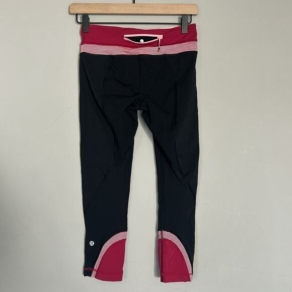 Lululemon Run: Inspire Crop II All Luxtreme – Black/Tonka Stripe Berry | Size 4 - Picture 8 of 8